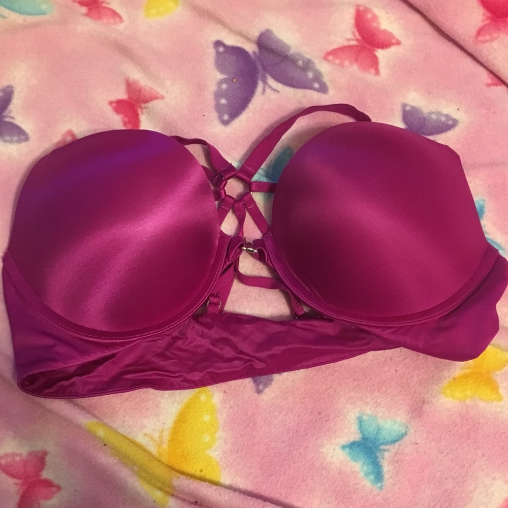 Victoria Secret 💜💜 size 38C